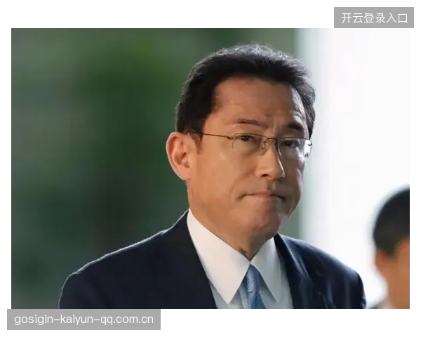 白鹰主帅警告：必须严防对手快速反击的隐患与策略